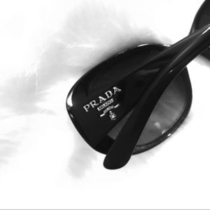 Prada sunnies